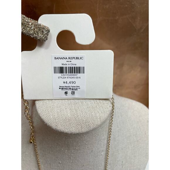 NWT Banana Republic Necklace, Two Tone, Gold & Silver Hammered Pendent w/ Tassel - Picture 7 of 9